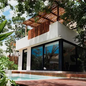 Deluxe Kiin Villa Tulum